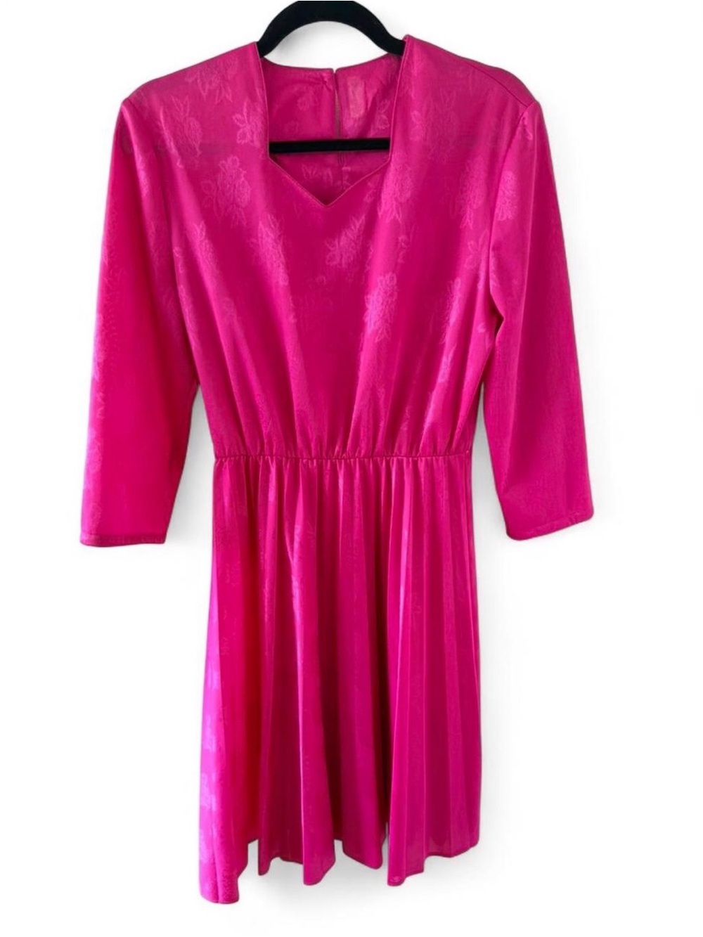 70’s Jacquard Pink V-Neck Dress
